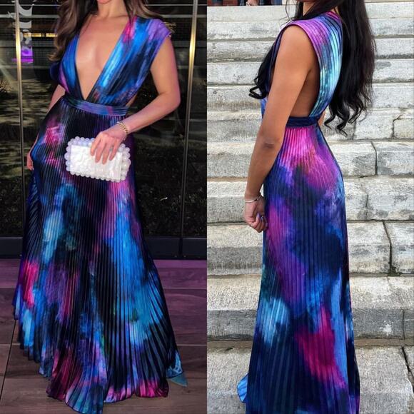 L'IDEE Gala Gown - Picture 2 of 6